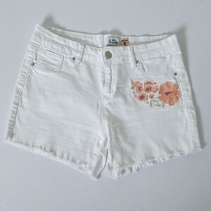 Royalty For Me White and Orange Floral Embroidery Jean Shorts Size 6 Mid Rise